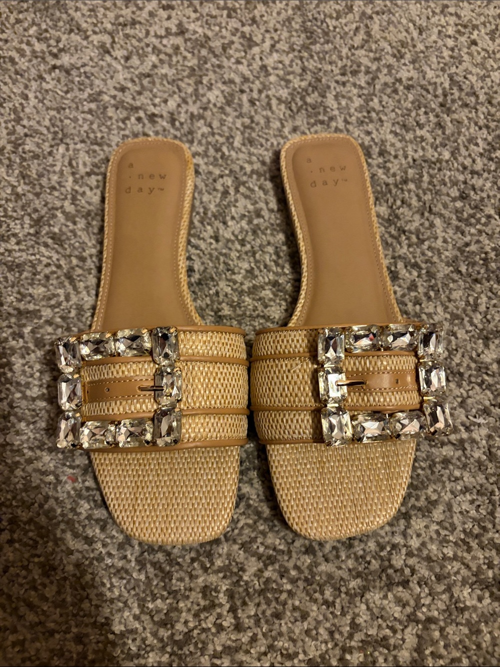 A New Day Kelsey Rhinestone Buckle Slide/Sandals NWOT Size 8